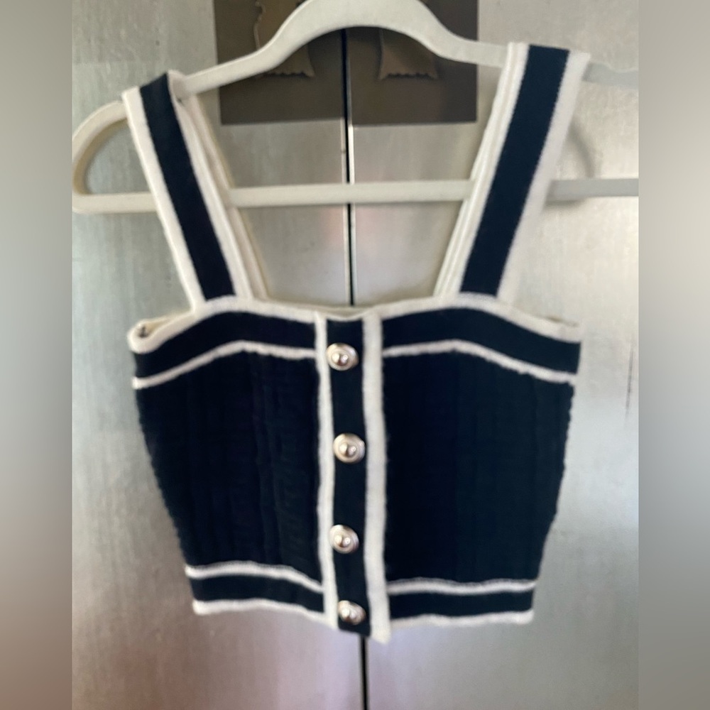 New/ top